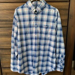 VINEYARD VINES PERFORMANCE BLUE NYLON CLASSIC FIT TUCKER SHIRT LARGE